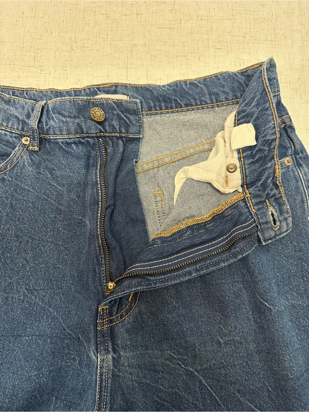 BDG Wide Leg High-Rise Jeans in Blue Denim - Picture 9 of 11
